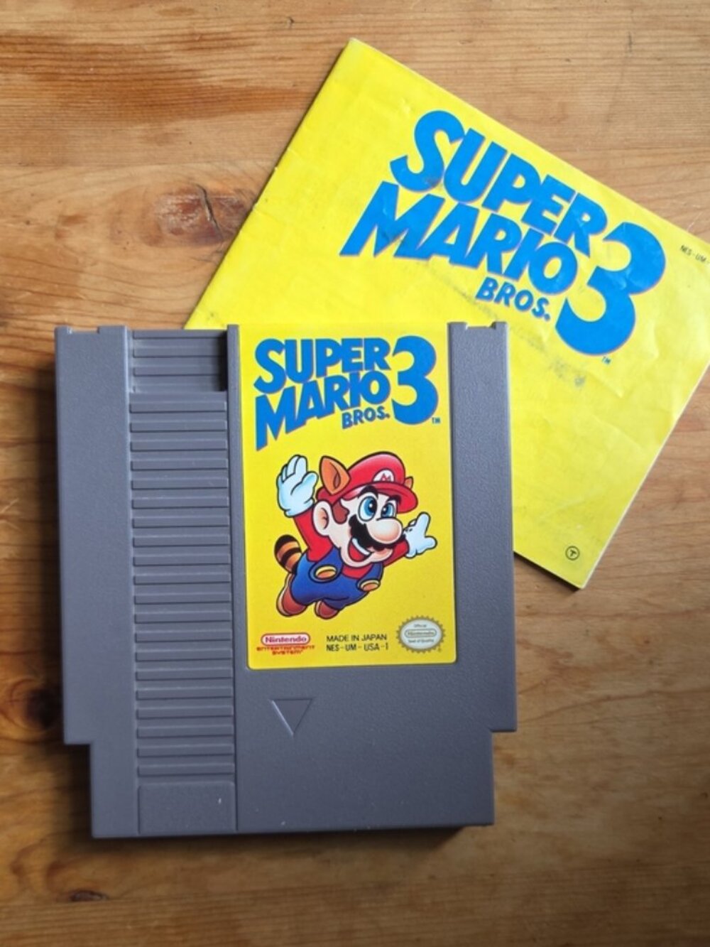 Super Mario Bros 3 Nintendo NES Game Cartridge Manual Set Authentic Tested